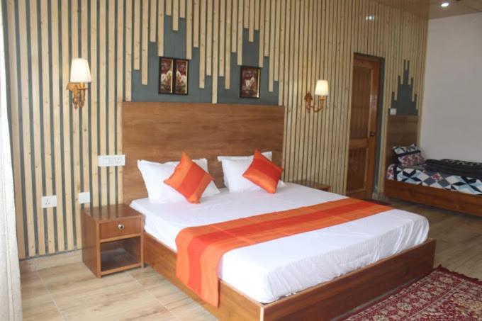 Starry Sky Hotel Joshīmath المظهر الخارجي الصورة